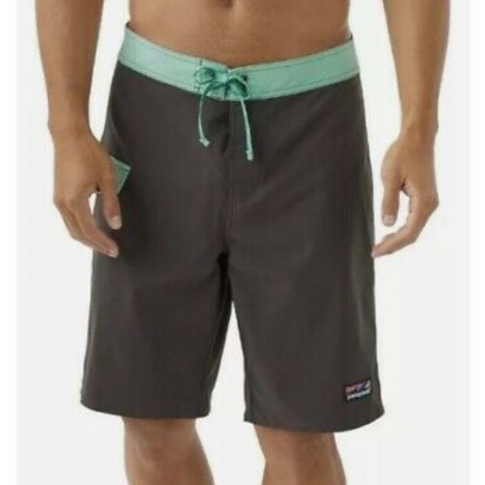 Patagonia wavefarer board shorts size 35
